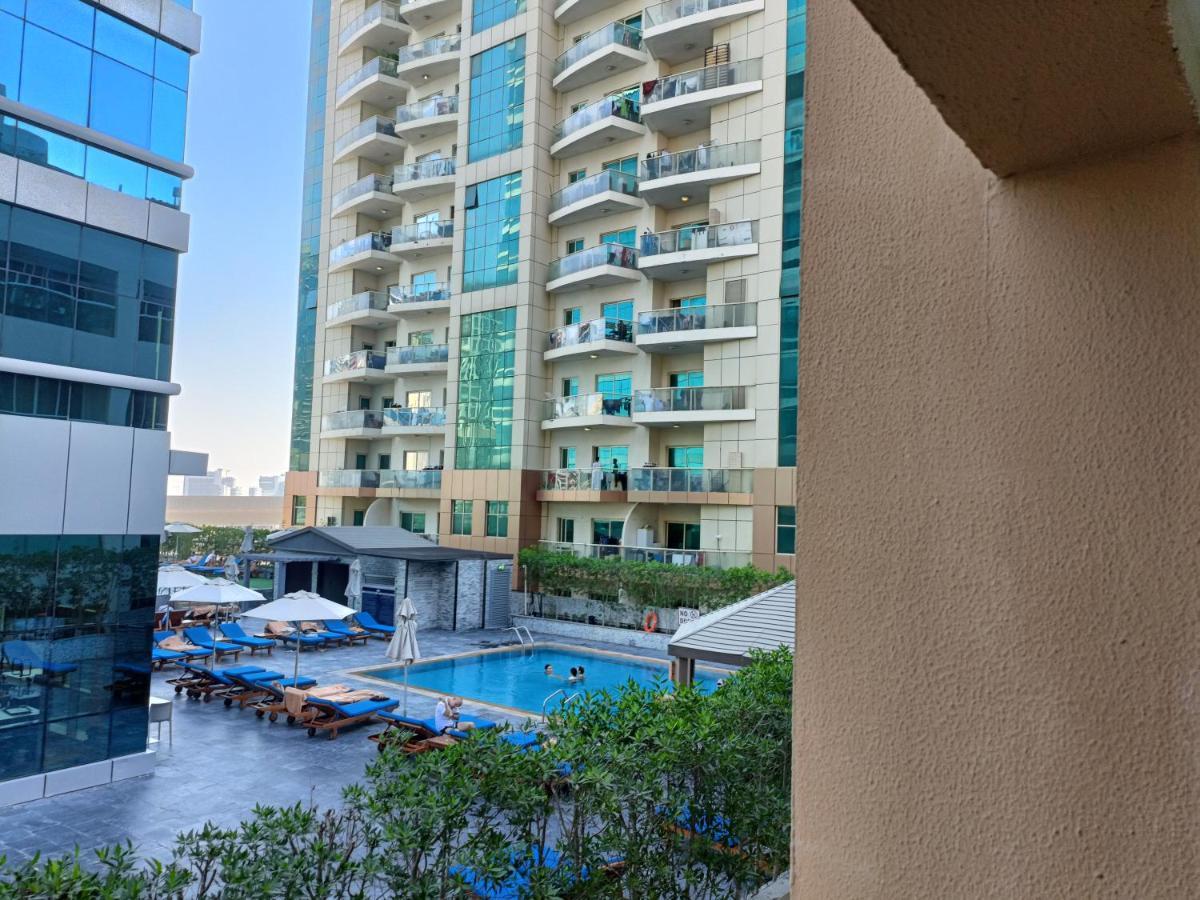 Dubai Marina Apartment Near Metro And Beach Exterior photo